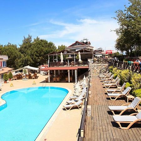 Konfor Suite Otel Cedit Exteriér fotografie
