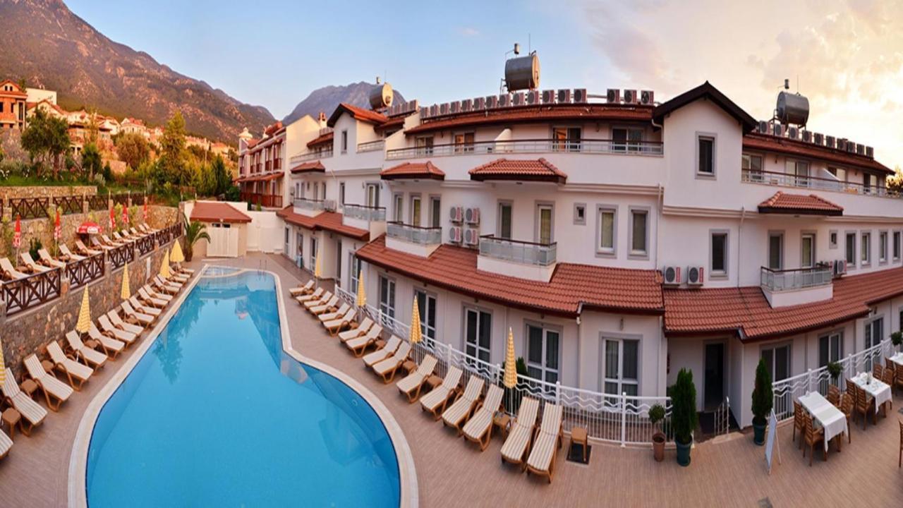 Konfor Suite Otel Cedit Exteriér fotografie