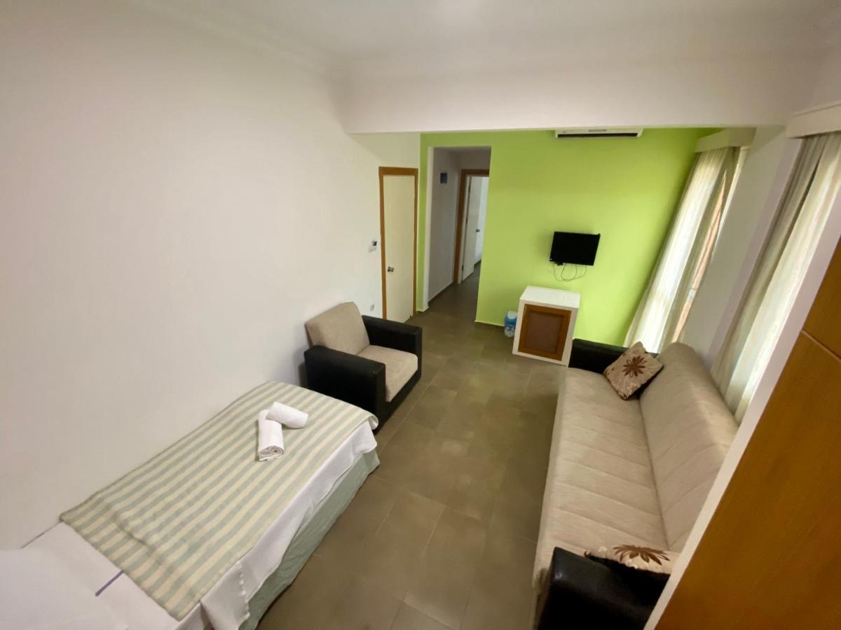 Konfor Suite Otel Cedit Exteriér fotografie