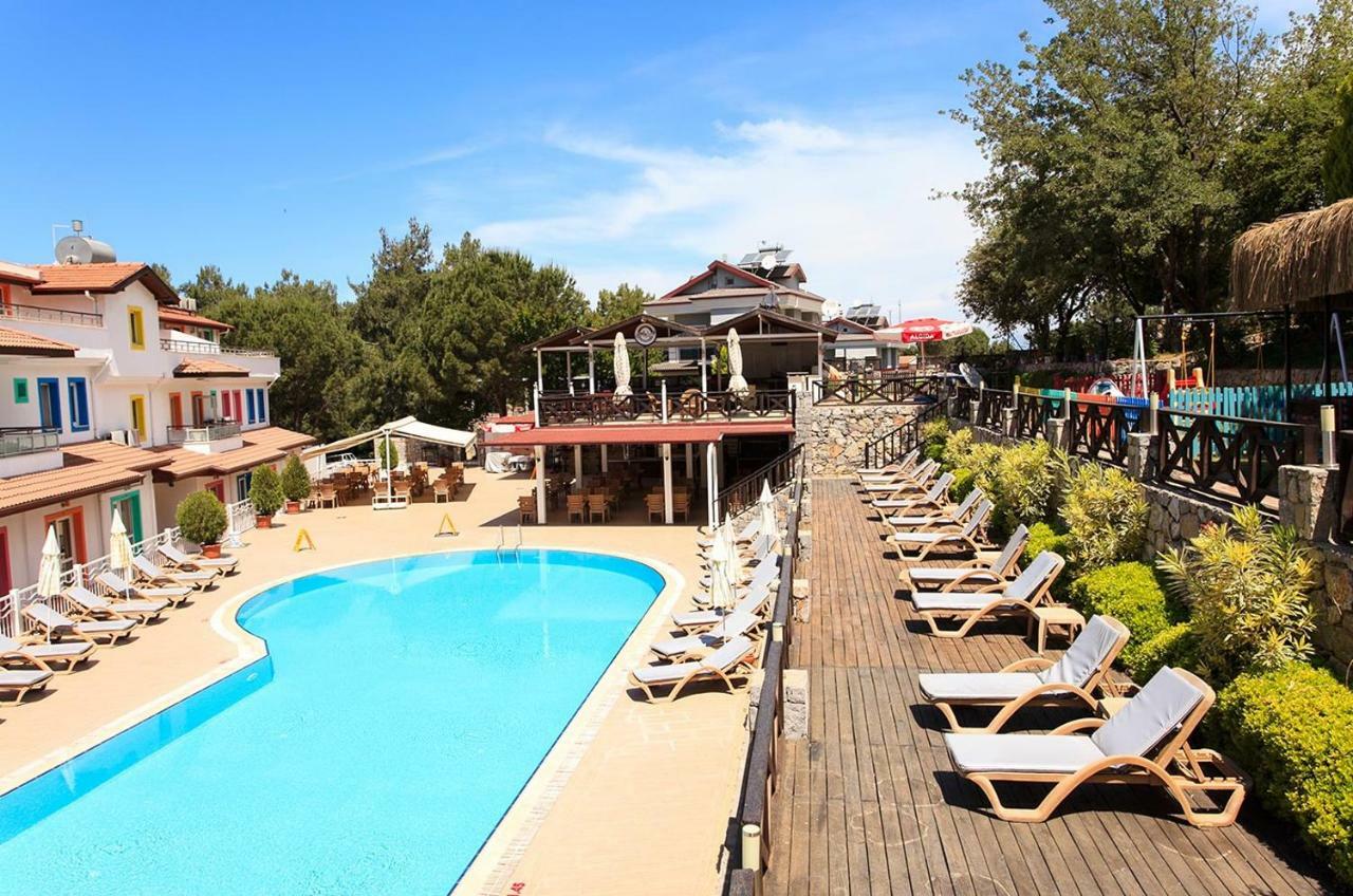 Konfor Suite Otel Cedit Exteriér fotografie